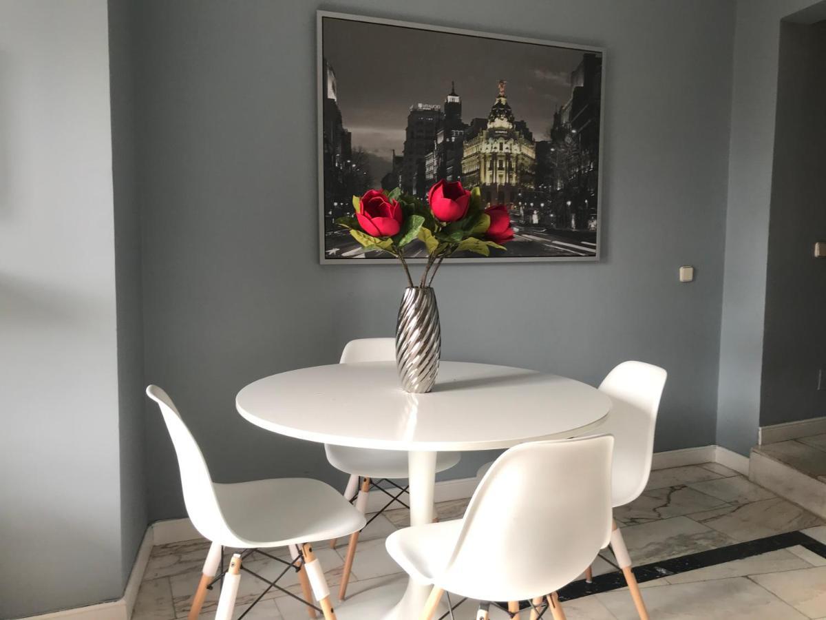 Oshun Puerta Del Sol Deluxe Apartment มาดริด ภายนอก รูปภาพ